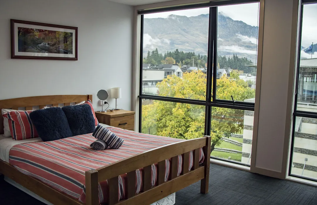 Adventure Q2 Hostel-1